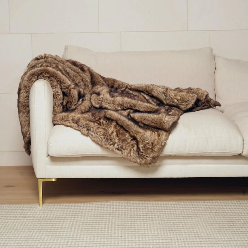 Home Lab Vegan Fur Throw - Big Bear 130 x 150cm image number 7